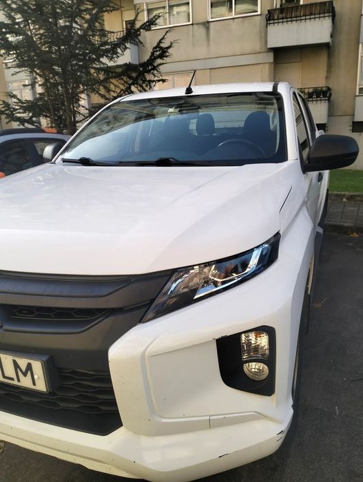 Mitsubishi L200 2.3 DI-D Space Cab Invite Strakar Look 4WD