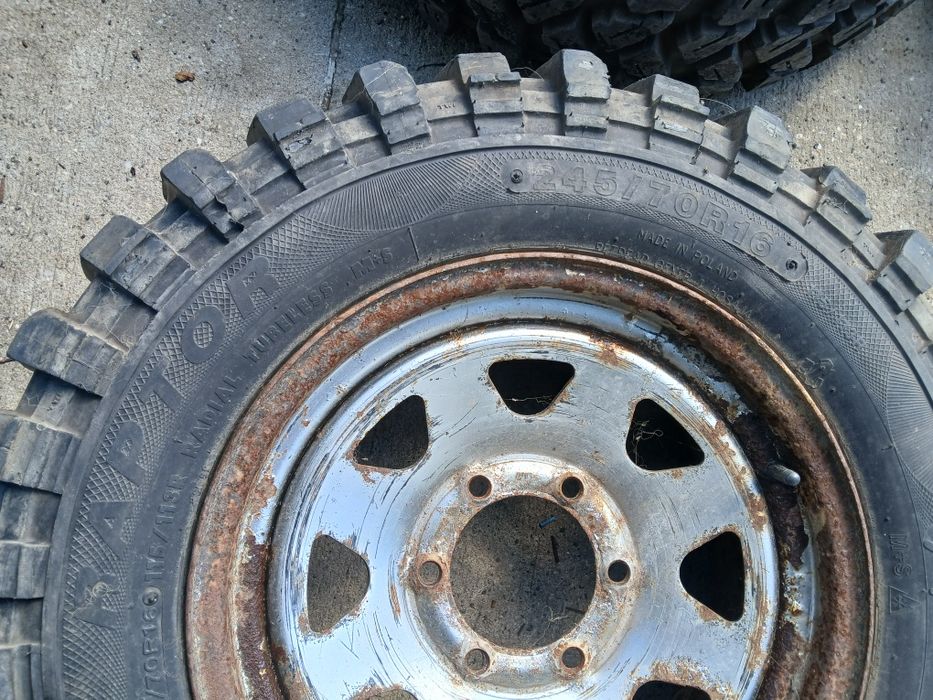 Nissan terrano I koła terenowe r16 raptor