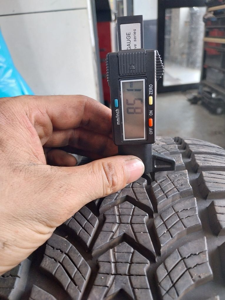 Opona Zimowa Dębica 225/45R18 95V