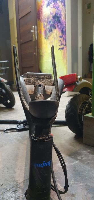 NOWY Widelec widełki Xiaomi m365 PRO Mi3 Essential hulajnogi przód