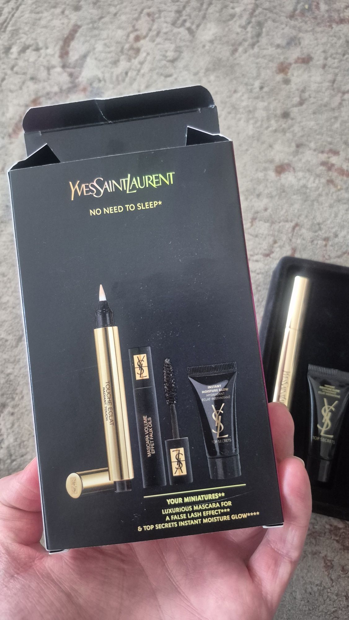 Yves Saint Laurent No Need To Sleep zestaw kosmetyków do makijażu