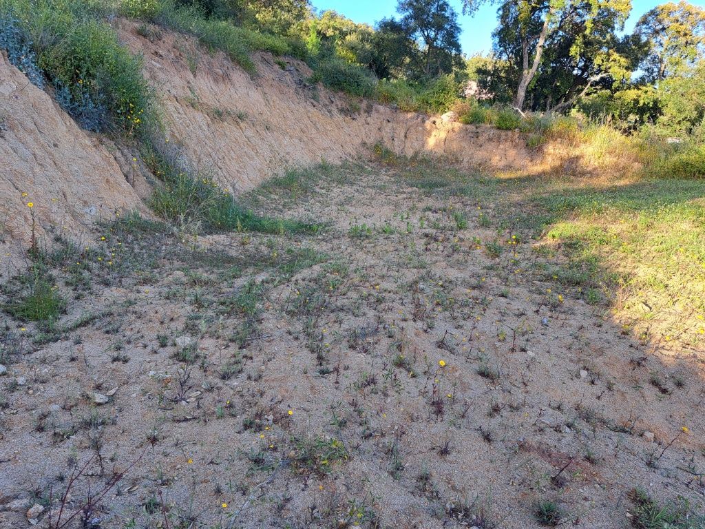 Terreno com ruína com visto magnífica