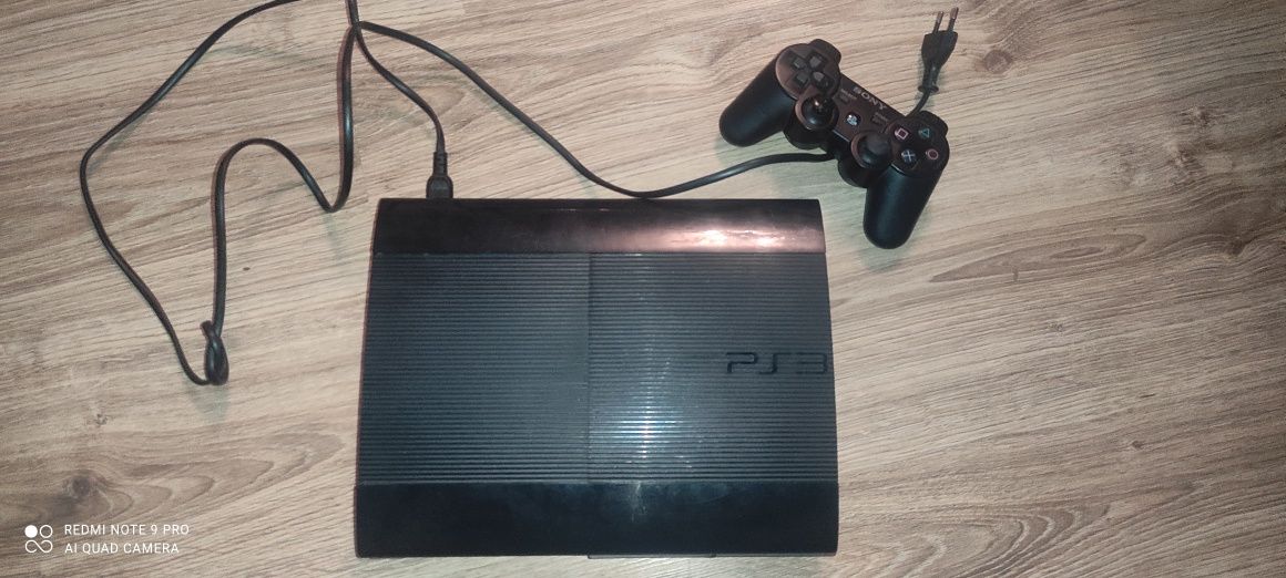 Konsola PS3 + pad