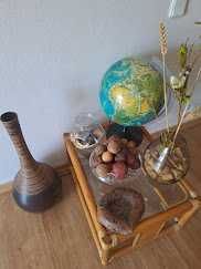 Pequenos moveis   de madeira