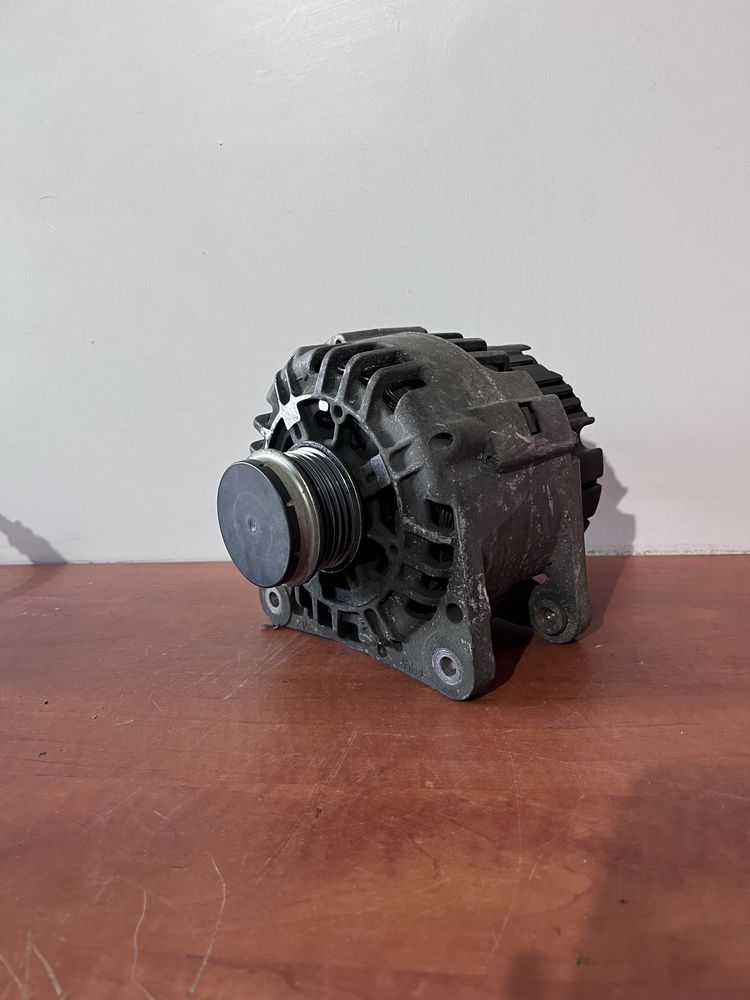 Alternator 120A Volkswagen Passat B5 lift 028.903.031A