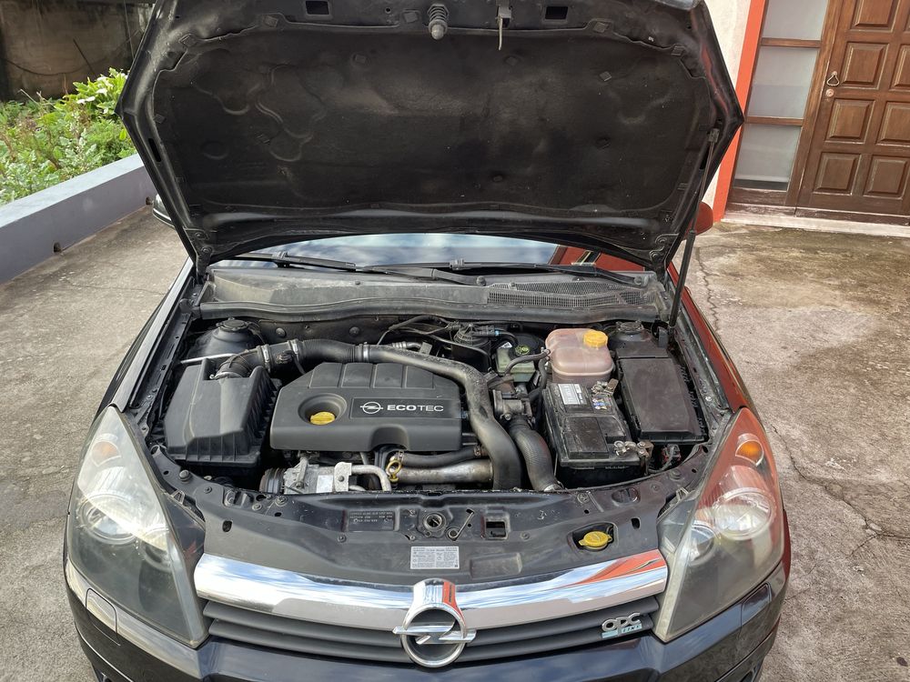 Opel Astra H/ Caravan/ OPC line