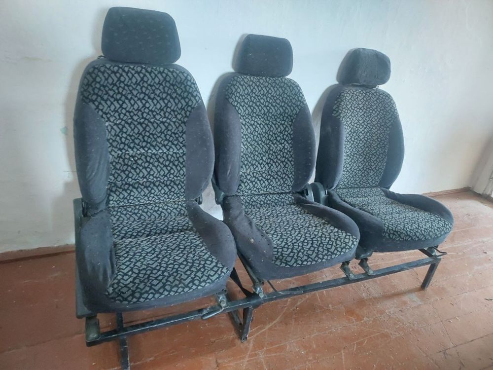 Крісла для Mercedes-Benz Sprinter