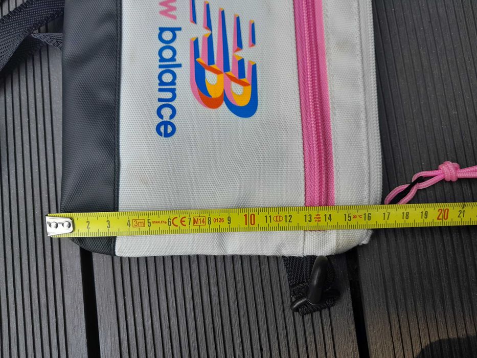 Saszetka torebka New Balance niewiele używana