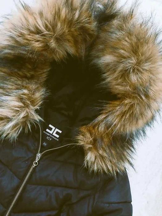 włoska kurtka puchowa Elisabetta Franchi czarna