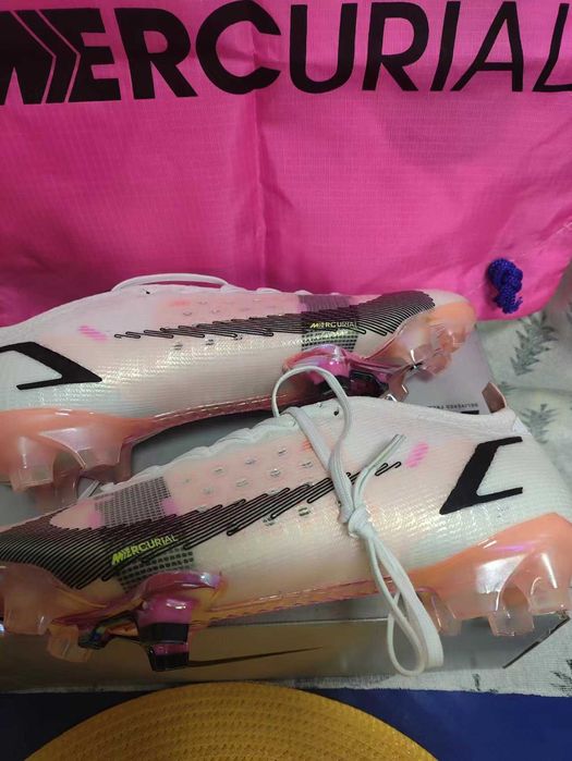 korki Nike Mercurial Vapor XIV Elite FG Rozmiar 45 Piłkarski korki