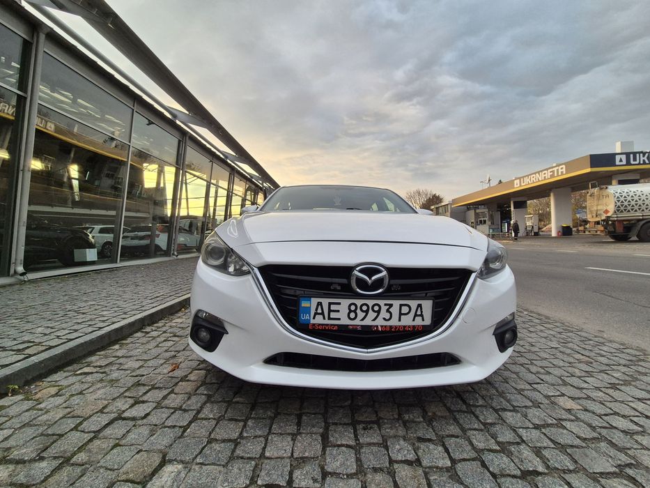 Mazda 3 2.0 AT hatch 2016