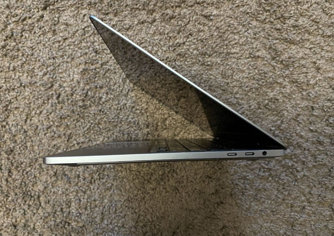 Аpple MacBook Pro 13 2020 1 ТБ