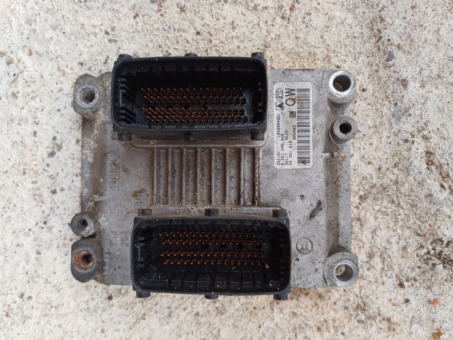 Opel Vectra C Signum 3.2 ЕБУ електронний блок двигуна 55351519