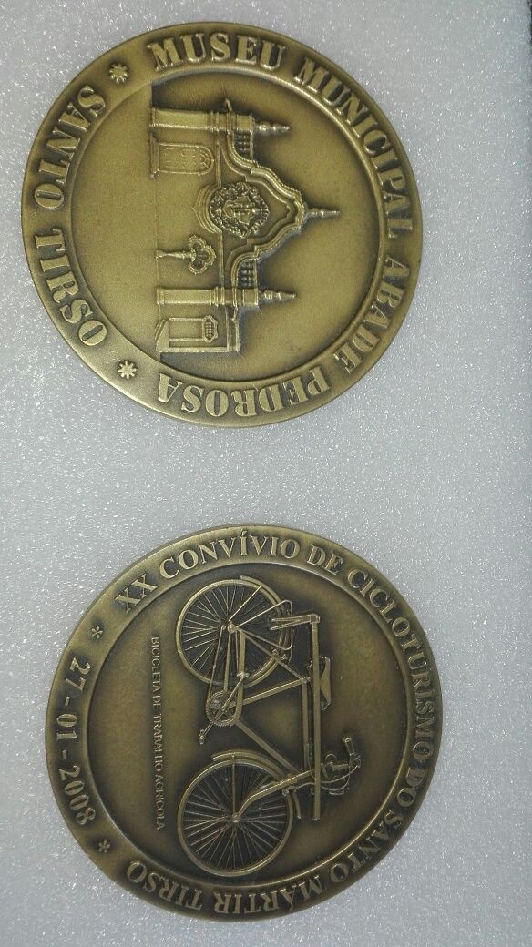 Medalhas em bronze