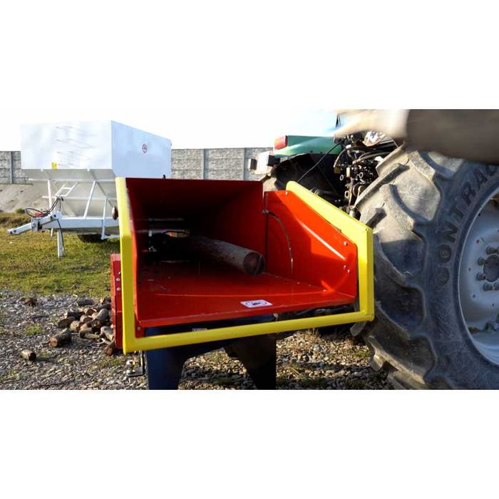 Rozdrabniacz do drewna Rębak Polski produkt Model R-150