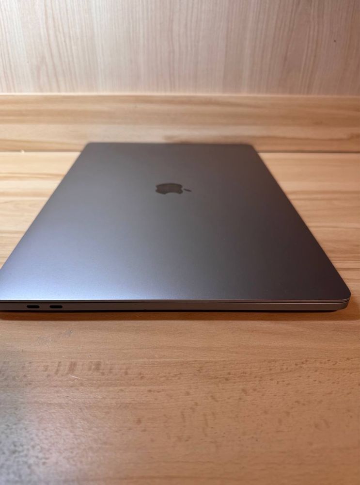 MacBook Pro 16 2019 i9/16GB DDR4/1TB SSD/ Radeon Pro 5300M 4GB