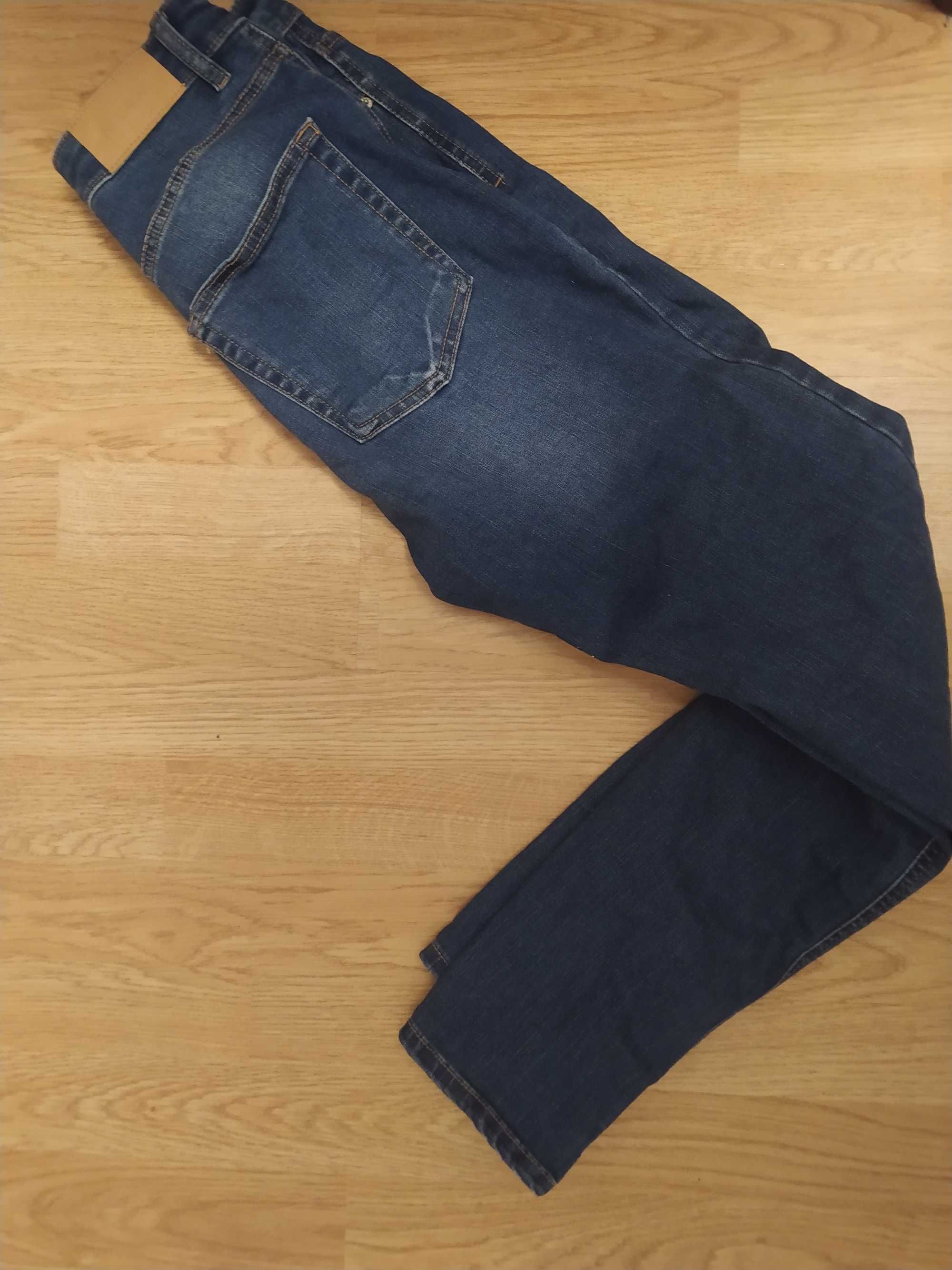 Pull&Bear jeansy w rozmiarze 38 stan idealny
