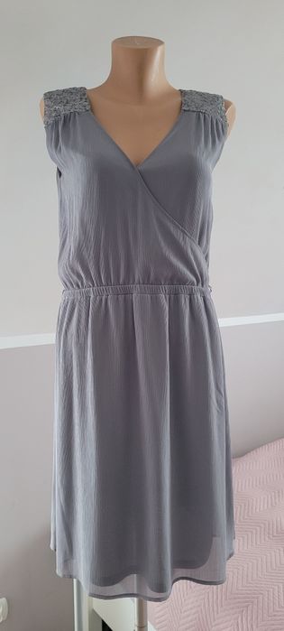 Szara kopertowa sukienka z cekinami, Esprit r. 38