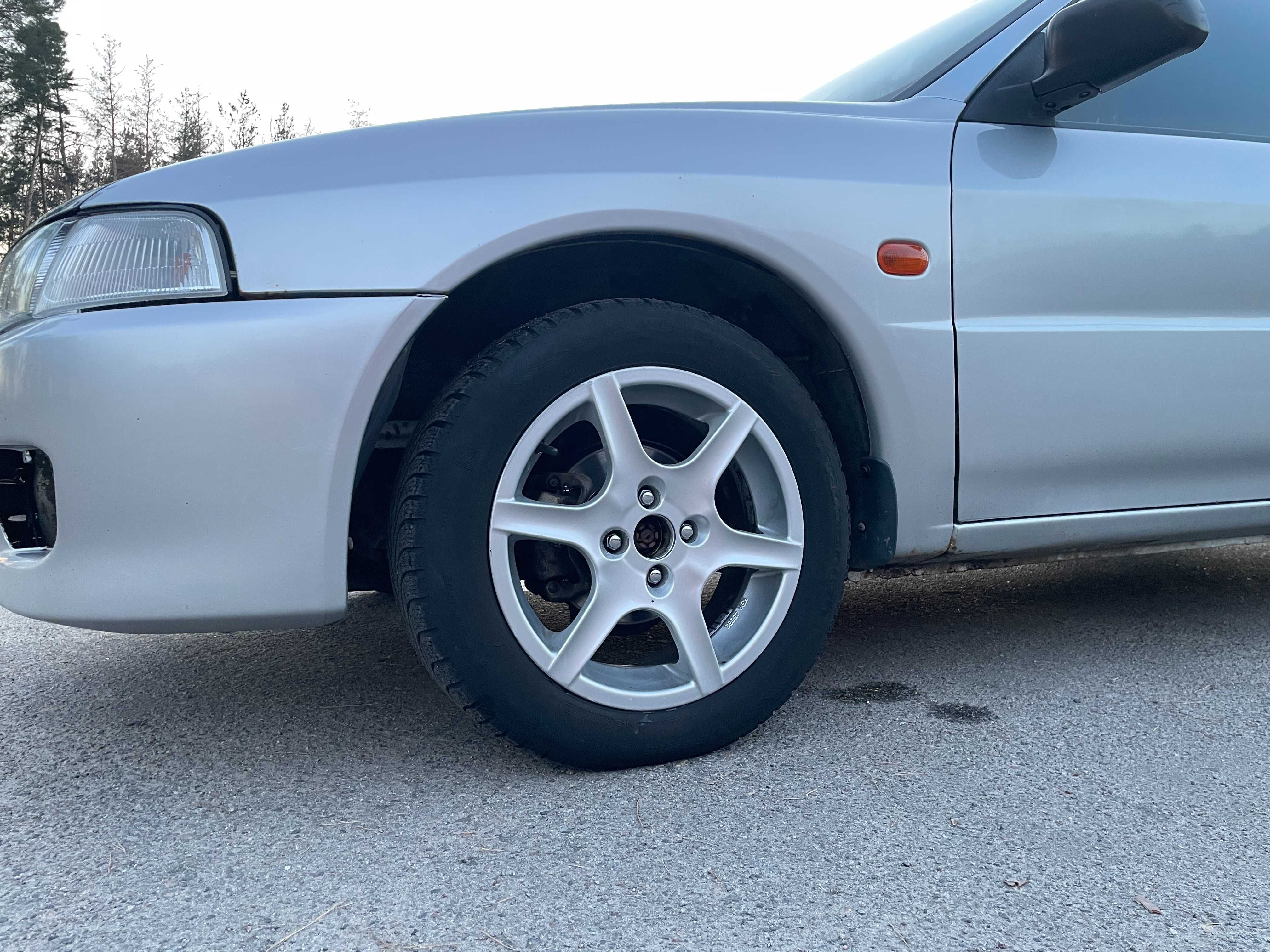 Mitsubishi Lancer 6 2001