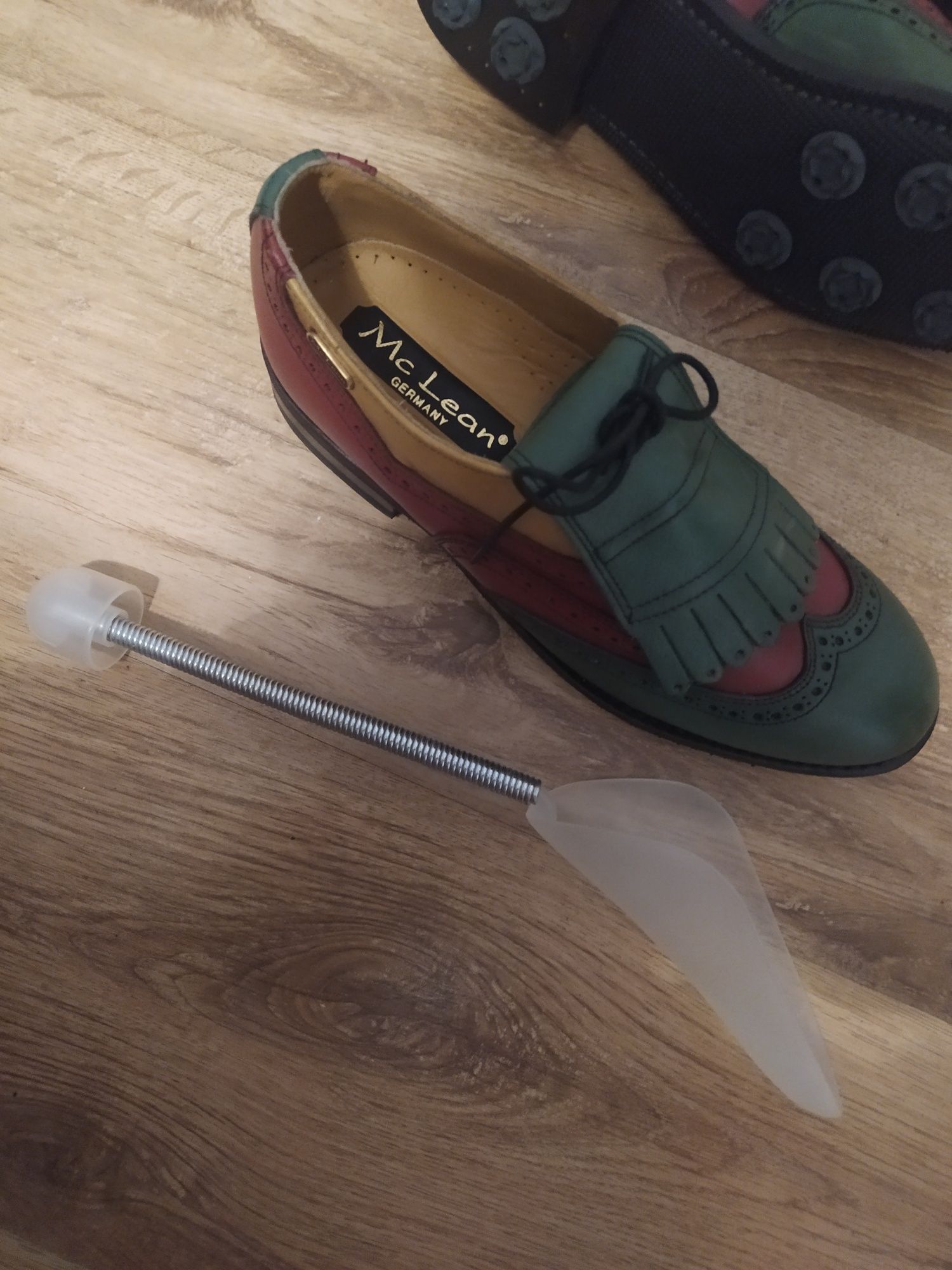 Ekskluzywne buty do golfa Mc Lean. Rozmiar 39