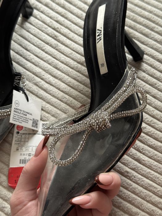 Zara buty na obcasie