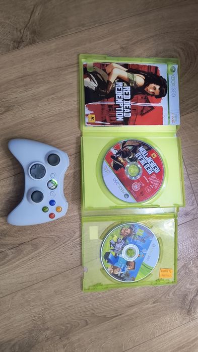 Xbox 360 S zestaw Kinect pad dysk gry