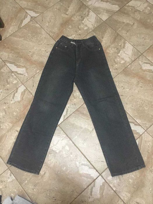 Джинси широкі, baggy jeans