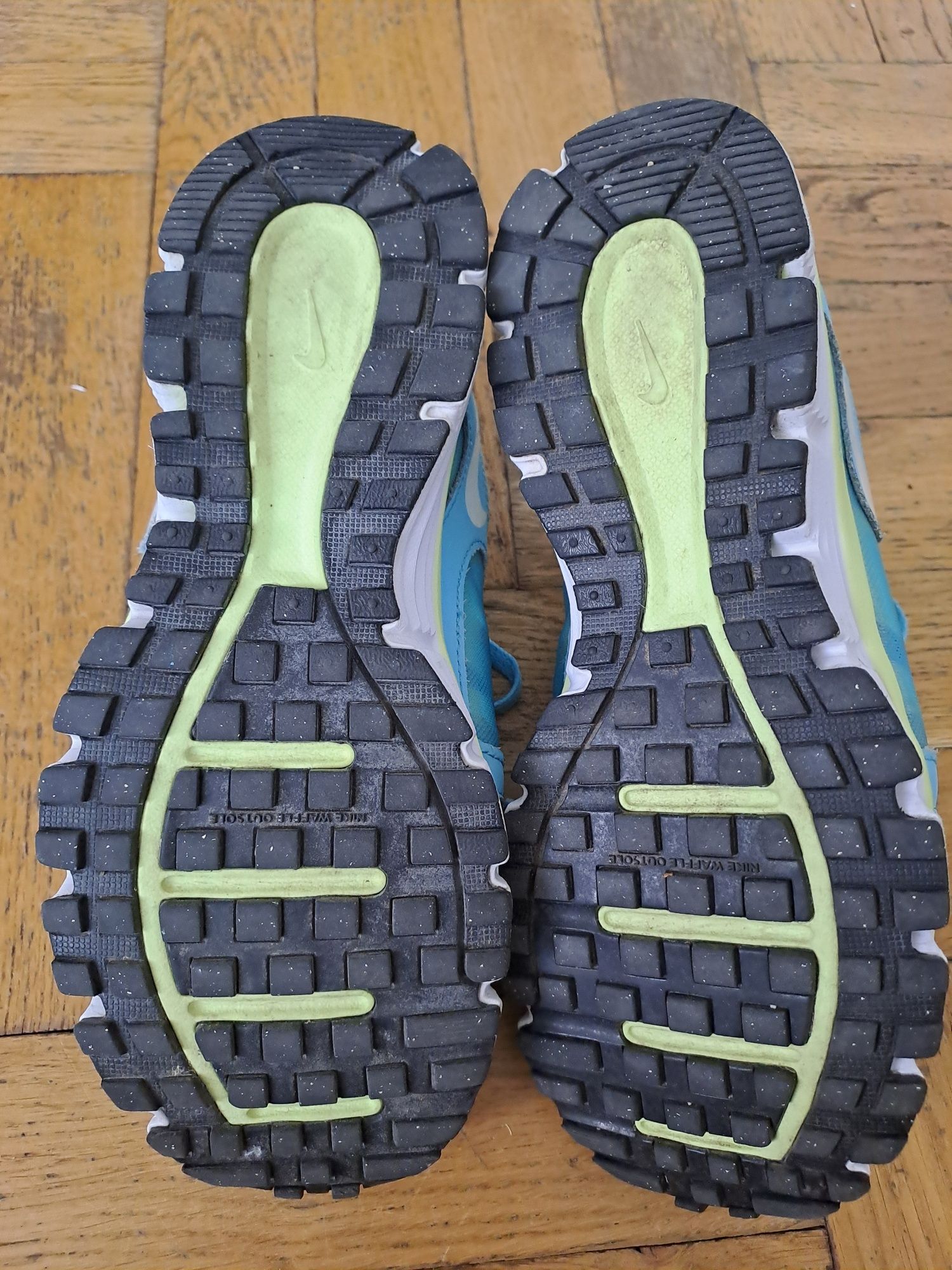 Nike Dual Fusion ST2 rozm. 36,5