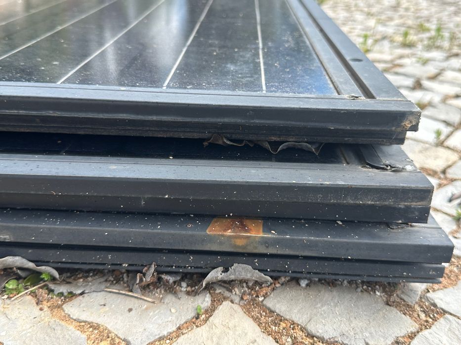 Vendo painéis solares e inversor