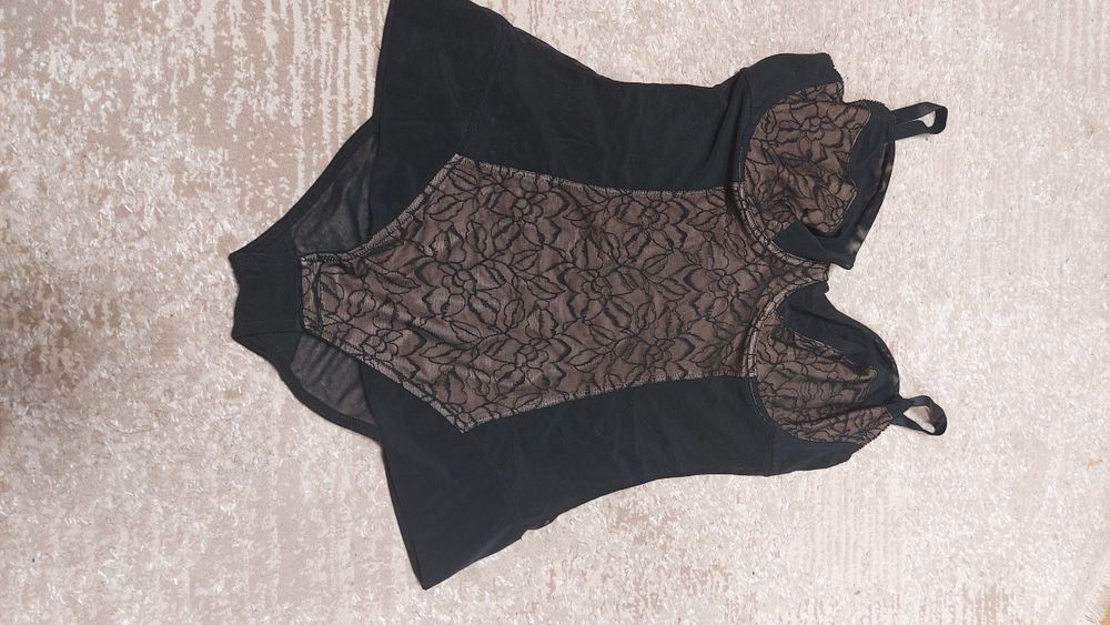 Боді  розмір М в ідеальному стані