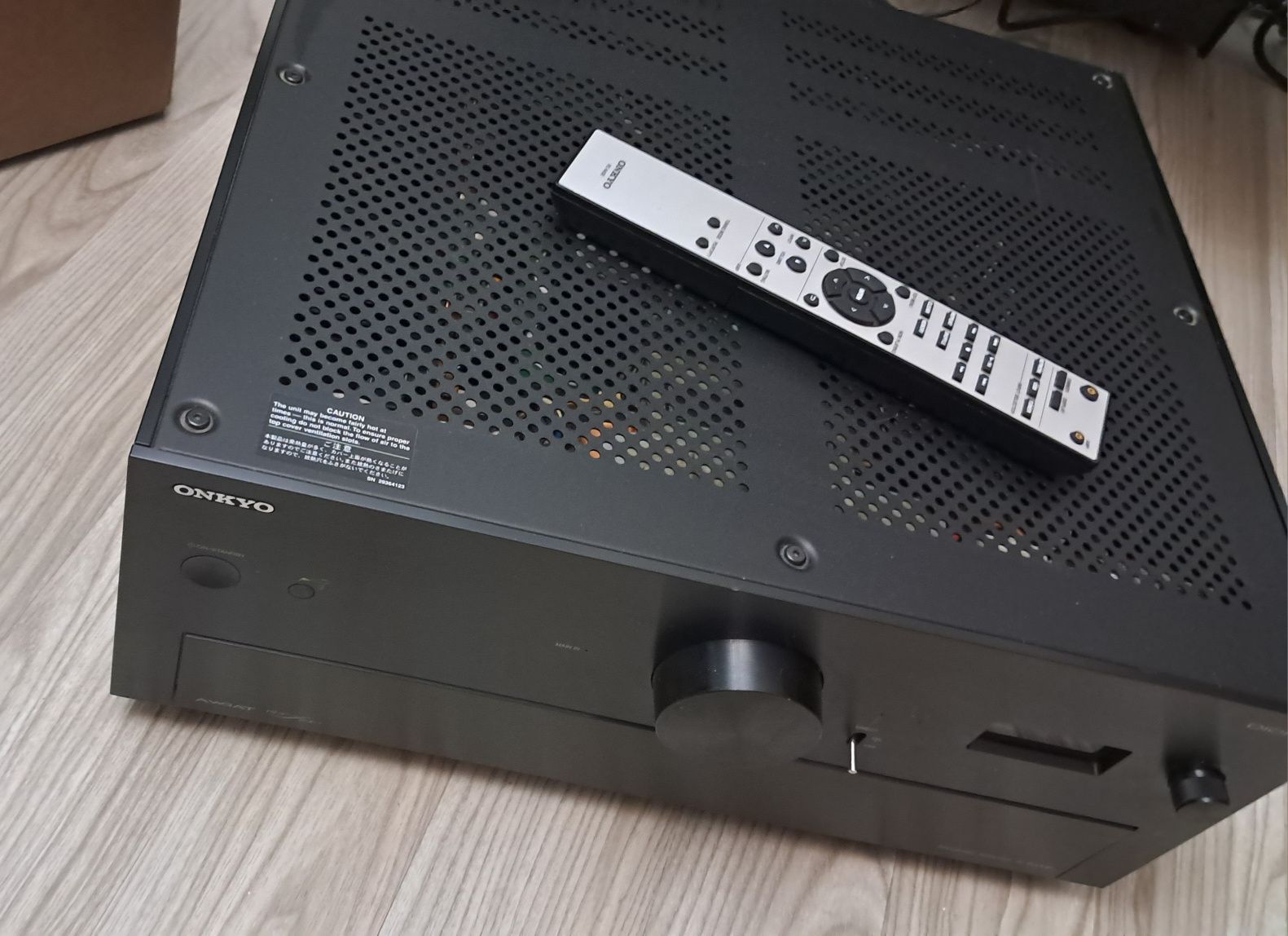 Wzmacniacz Onkyo A-9000R  z DAC Dual-Mono(nie A-9070)