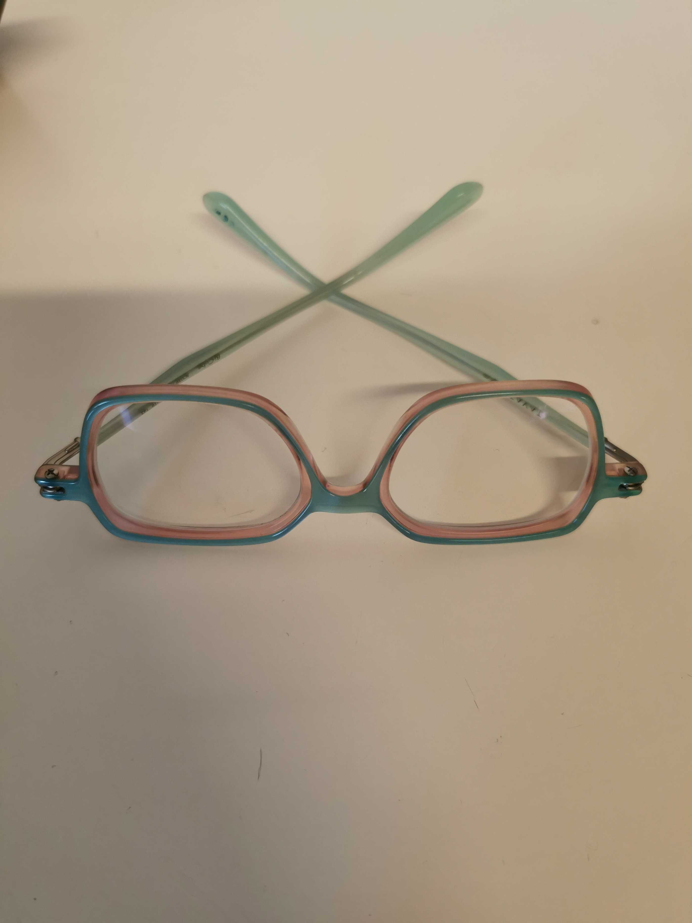 Oprawki/okulary marki TAVAT