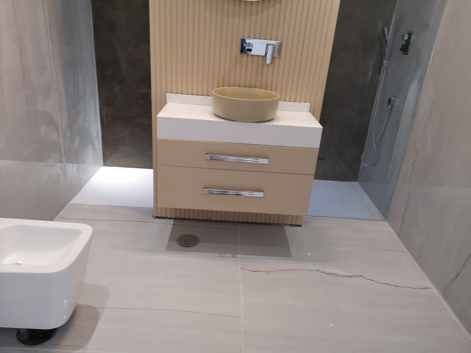 Montador móveis cozinha, casas de banho, roupeiros, sala