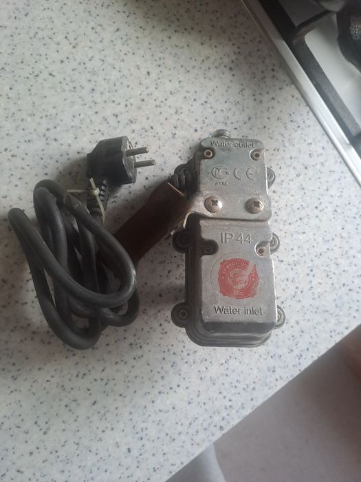 Передпусковий підігрівач двигуна 220v