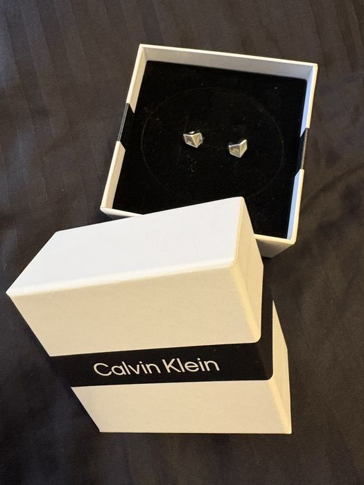 Сережки жіночі Calvin Klein Faceted Heart