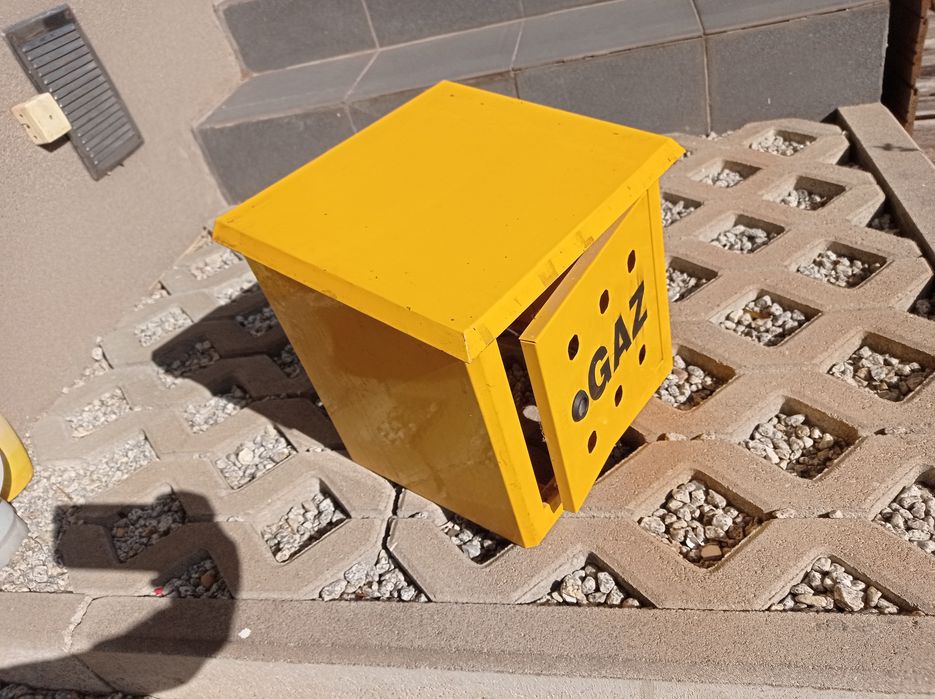 Szafka maskownica GAZ metalowa