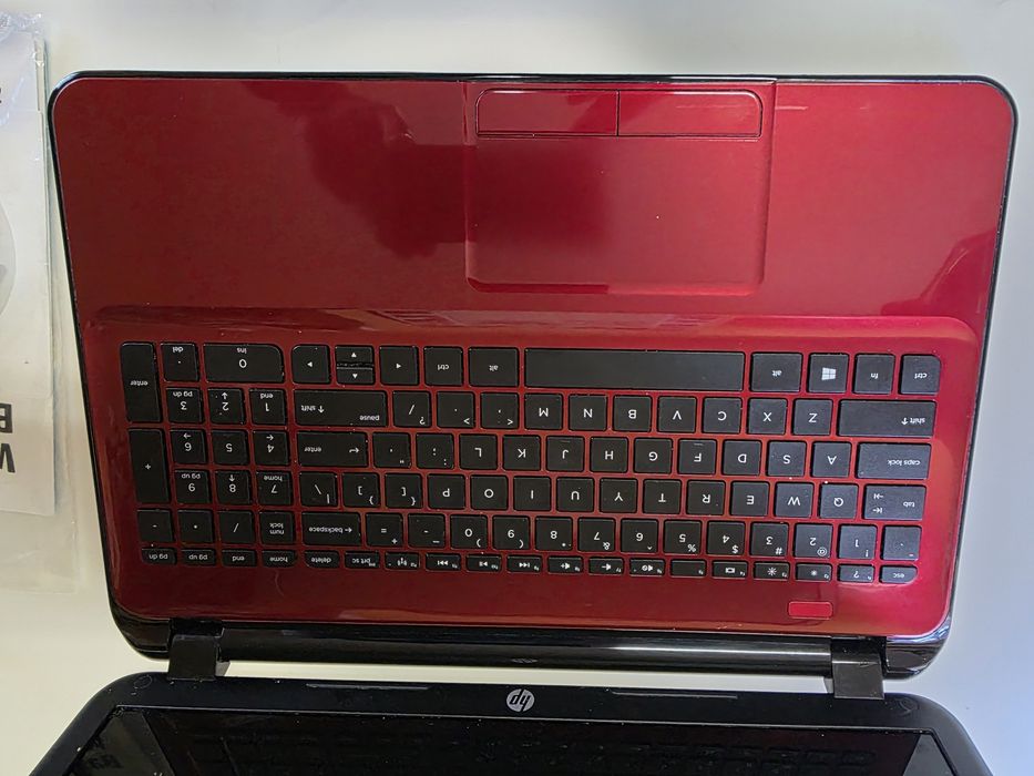 Laptop HP 15-d017cl