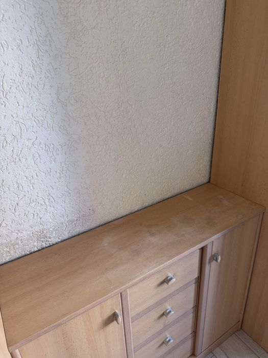 Продам стінку у вітальню, спальню, дитячу. Шафа,ліжко,тумба,комод