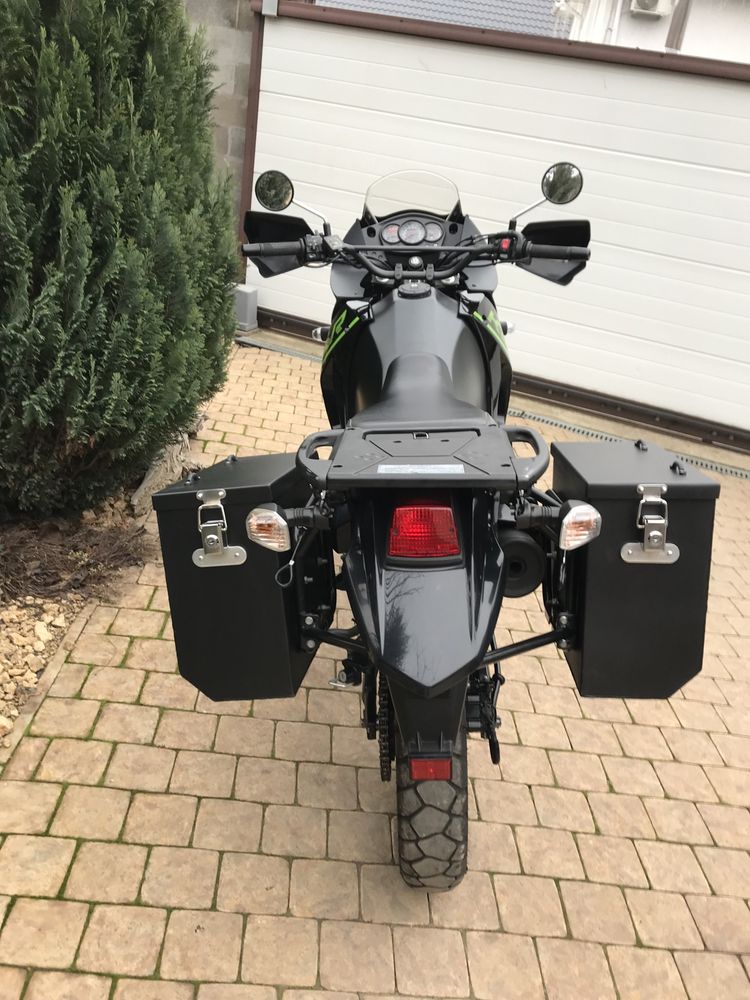 Продам Kawasaki KLR 650 16 года, без пробега по Украине.