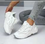 Buty  damskie  adidasy