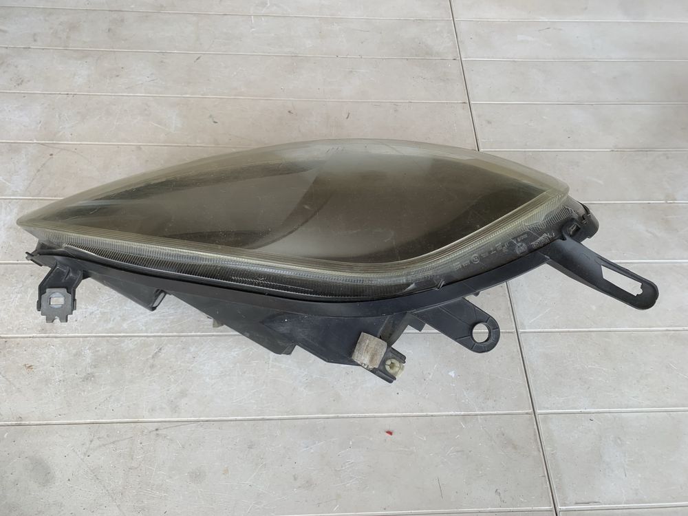 Farol (Direito) Fiat Punto EVO
