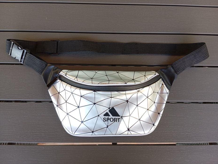 Продам сумку бананку.