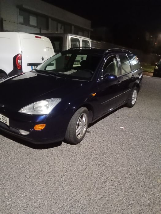 Ford focus 1.6 a gasolina