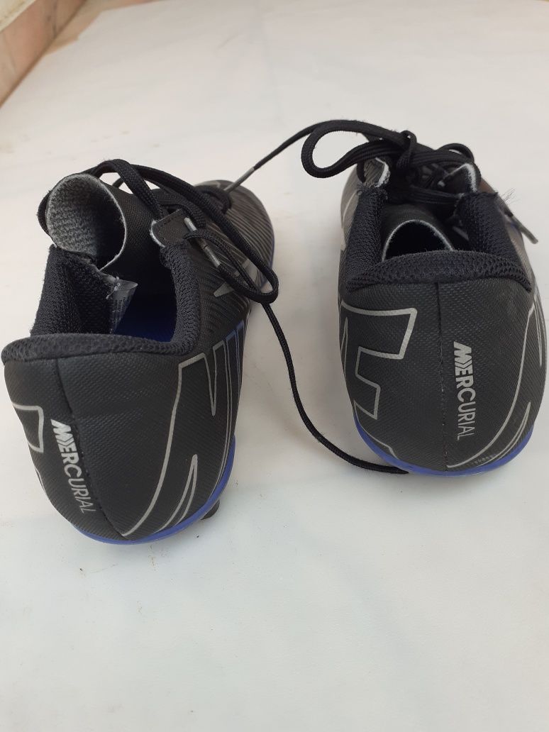 Chuteiras NIKE Mercur