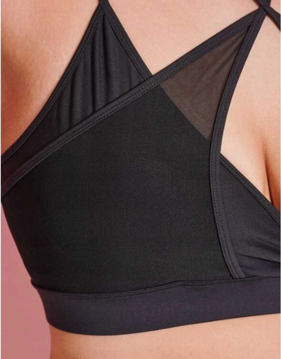 Biustonosz sportowy 3xl nowy