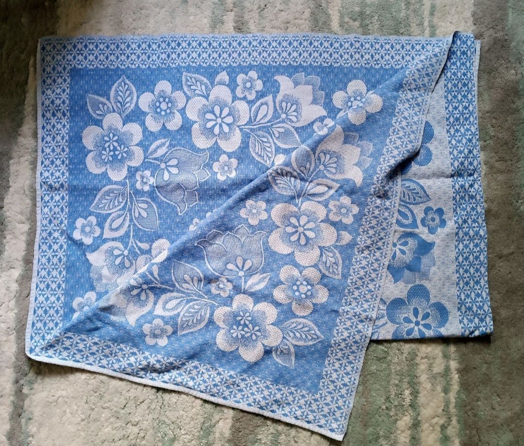 Пледа, игрушки и тд. для ребенка от 0+ .