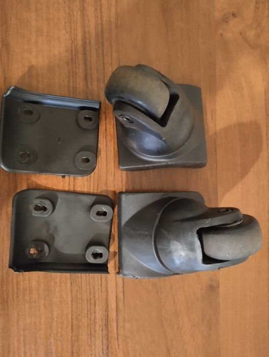 Колеса до чемодана