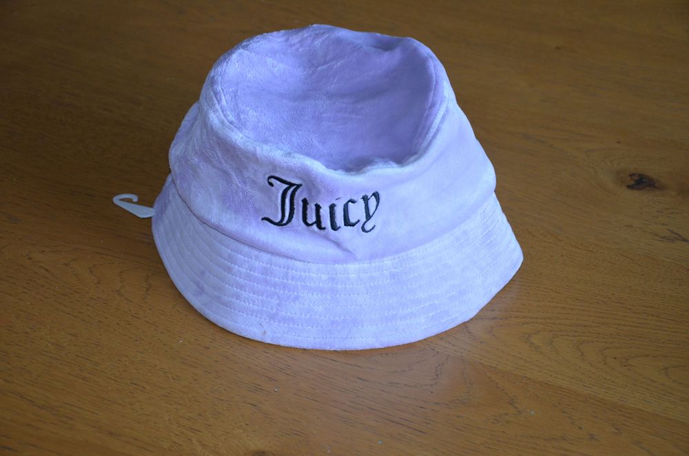 kapelusz Juicy Couture fiolet/czapka