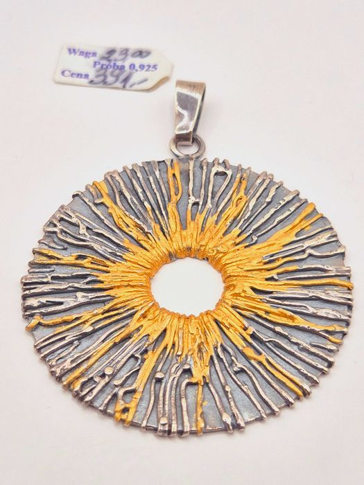 Duża zawieszka ze srebra próby .925 pokryta płatkami złota Arcydzieło!