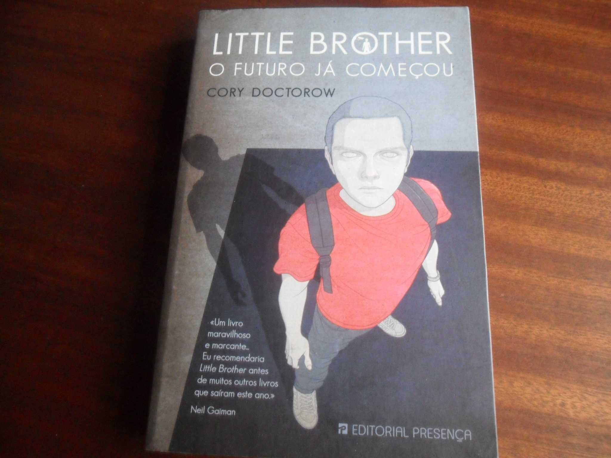 "Little Brother" O Futuro Já Começou de Cory Doctorow - 1ª Edição 2011